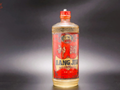 赤水河左岸的老酒叙事：一场关于诚意的陈酿
